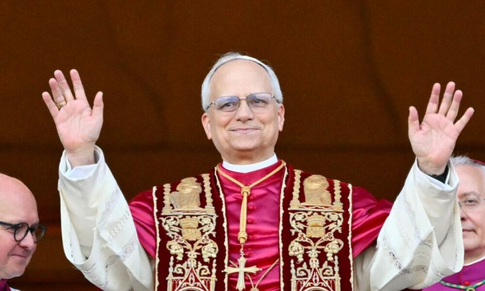 El Vaticano anuncia a León XIV: Robert Prevost como nuevo Papa - WARP.la