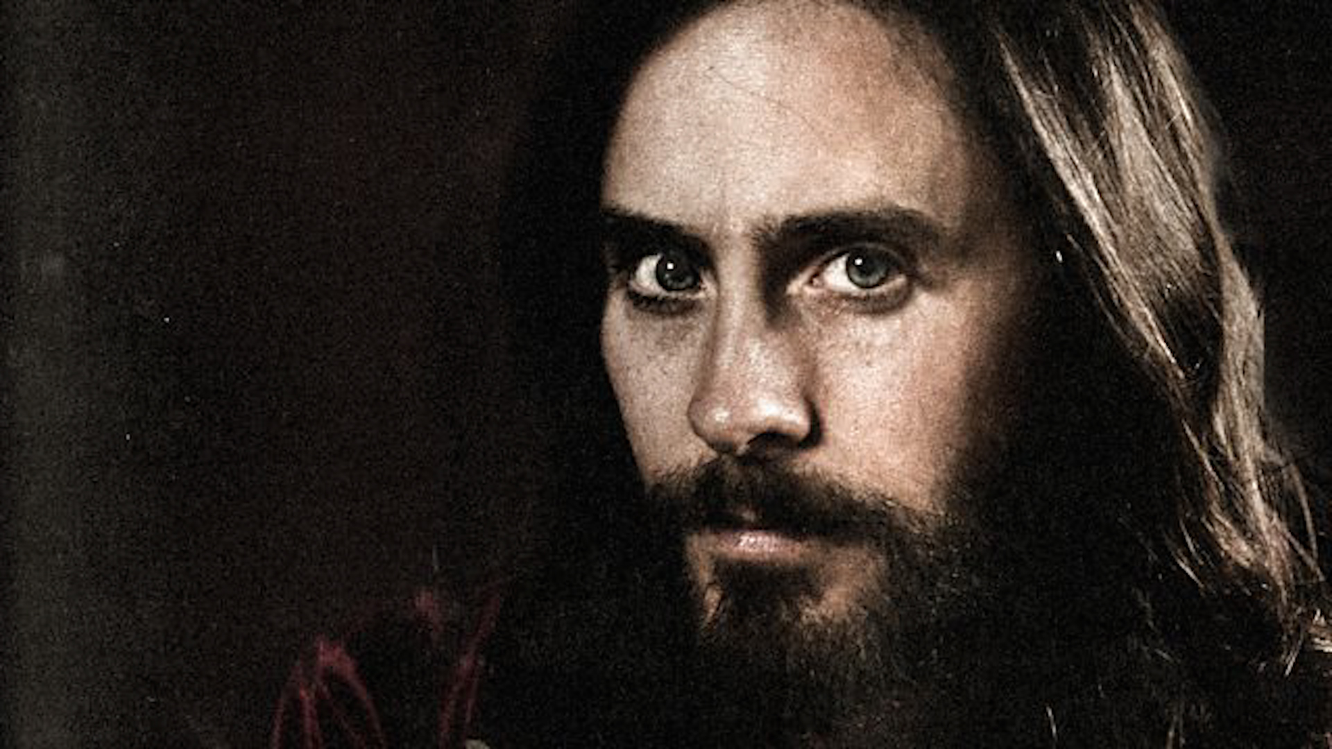 Reseña: “Jared Leto: Hollywood’s Dark Secret”: El fin del secreto a voces más oscuro de la música y el cine