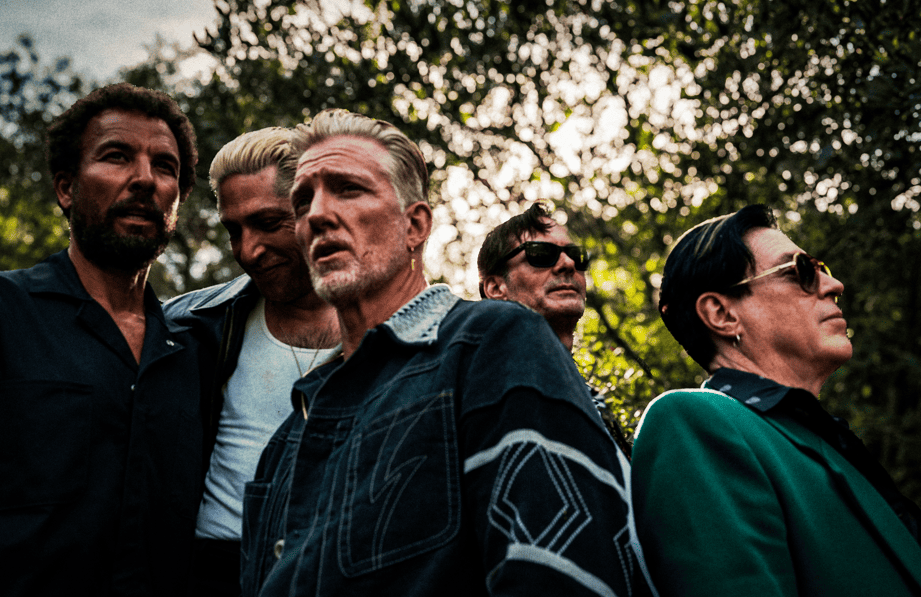 Queens of The Stone Age está de regreso con la premier de “Easy Street” con Nikki Lane